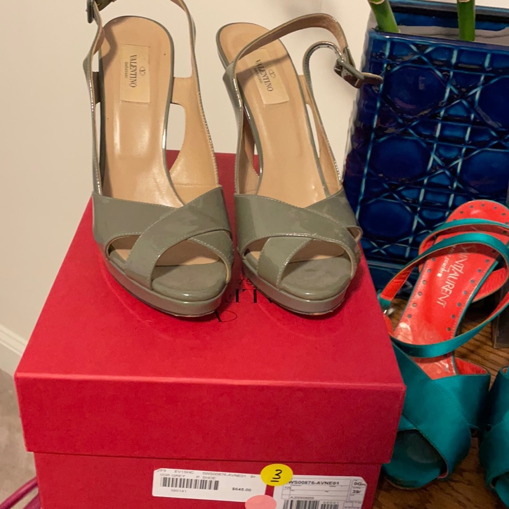 Valentino sling back heel